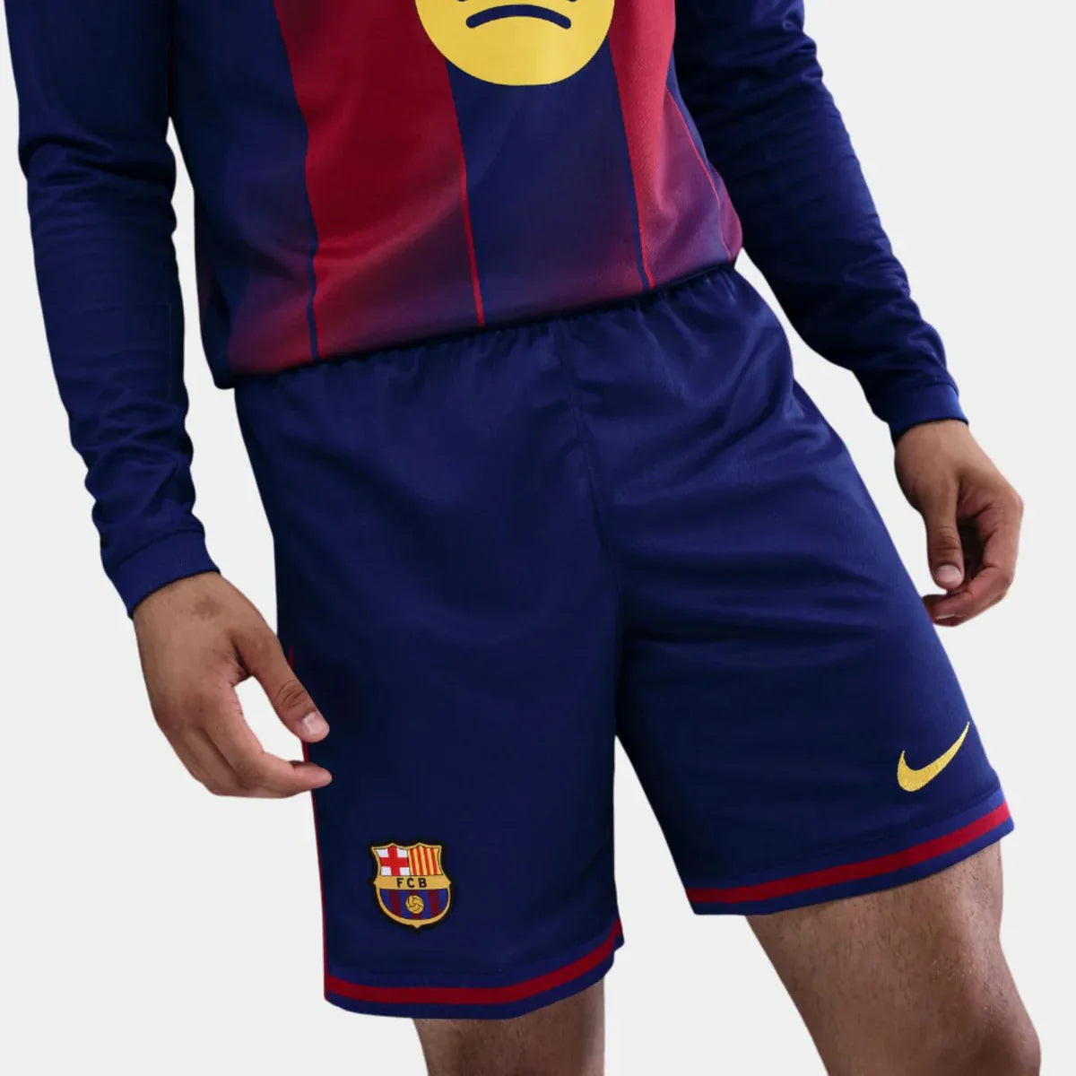Short domicile Barcelone 2025/26