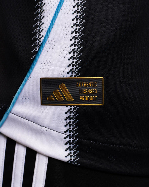 Newcastle Home Player Version Jersey 2025/26