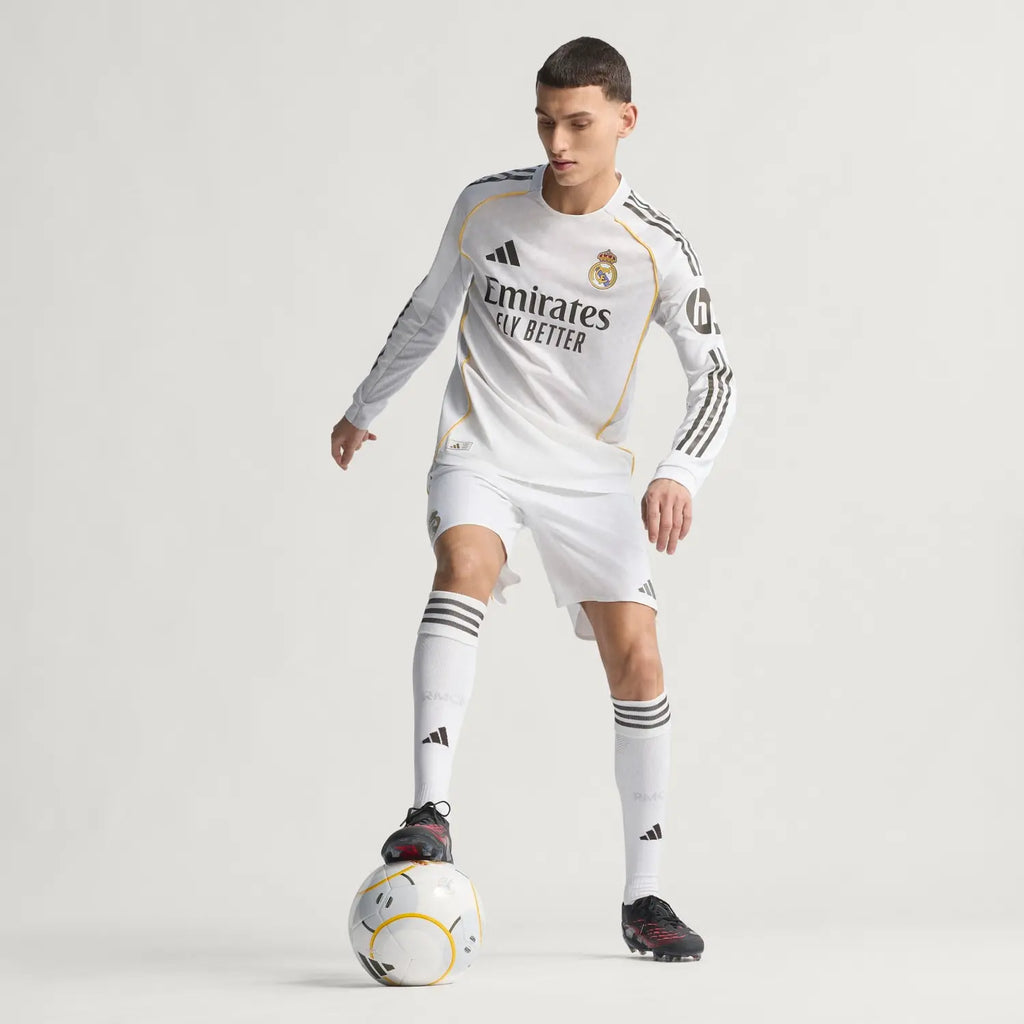Real Madrid Home Player Version Long Sleeve Jersey 2025/26