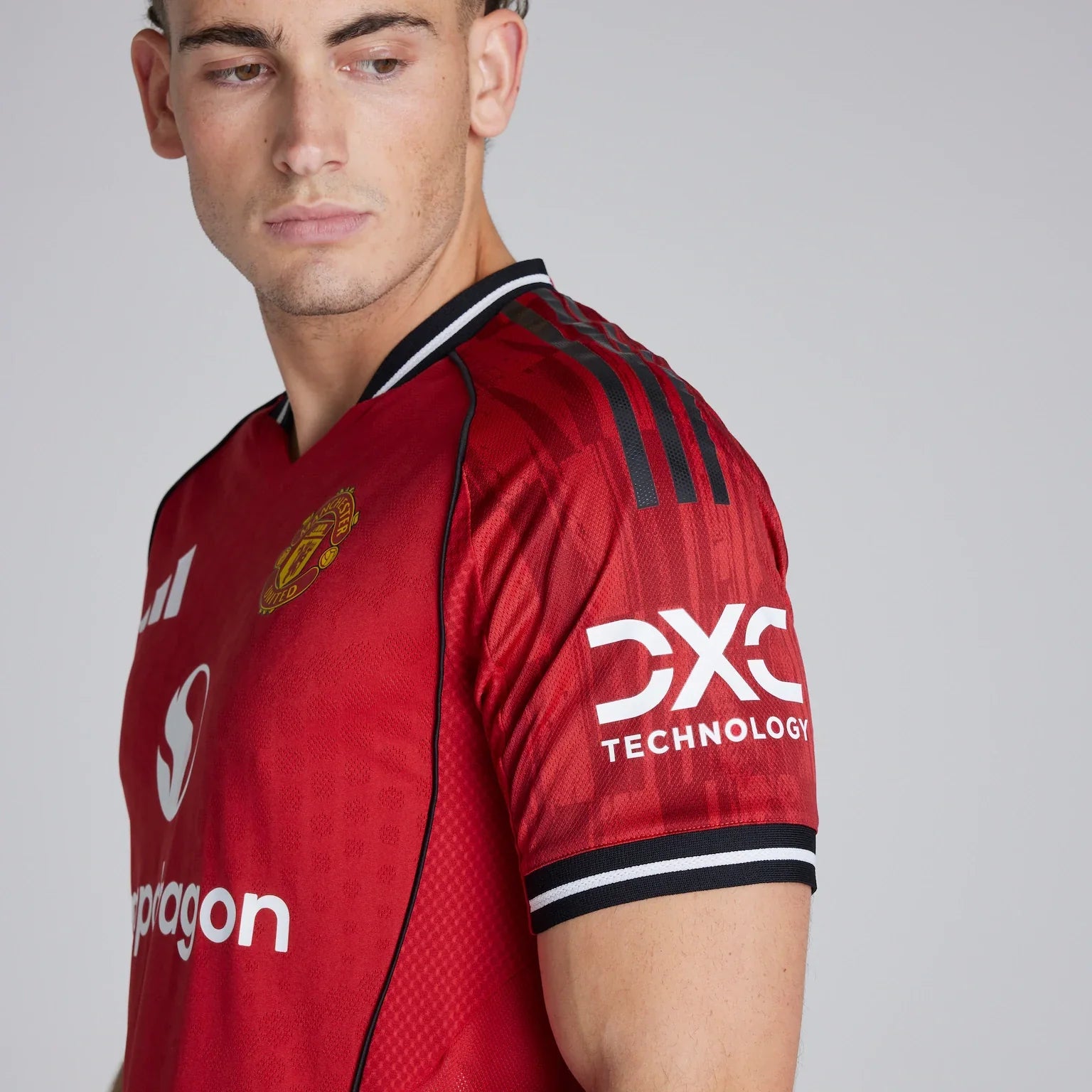 Maillot version joueur domicile Manchester United 2025/26