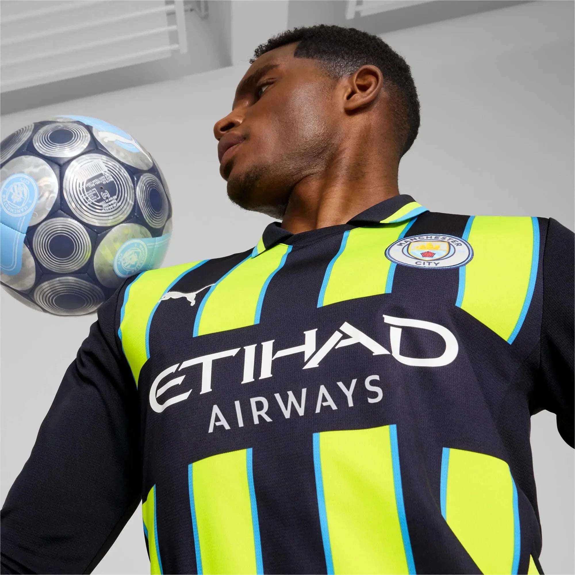Manchester City 2024-25 Men's Long-Sleeve Stadium Away Jersey